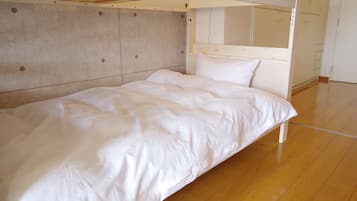 Family Suite with Balcony | 1 bedroom, iron/ironing board, free WiFi