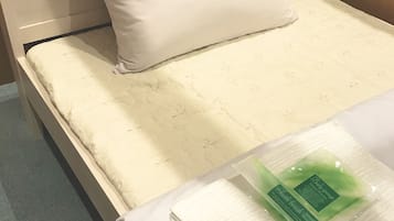 Studio with Balcony | Room amenity