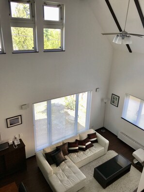 Ferienhaus, 2 Schlafzimmer | Wohnzimmer | Flachbildfernseher