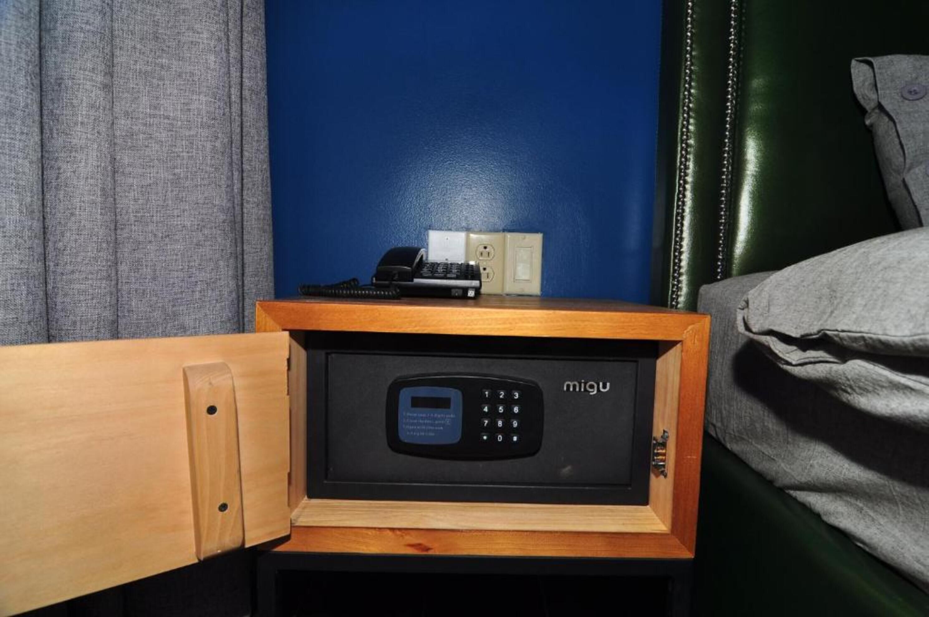 Saipan Skyline Designers Hotel Expedia提供写真