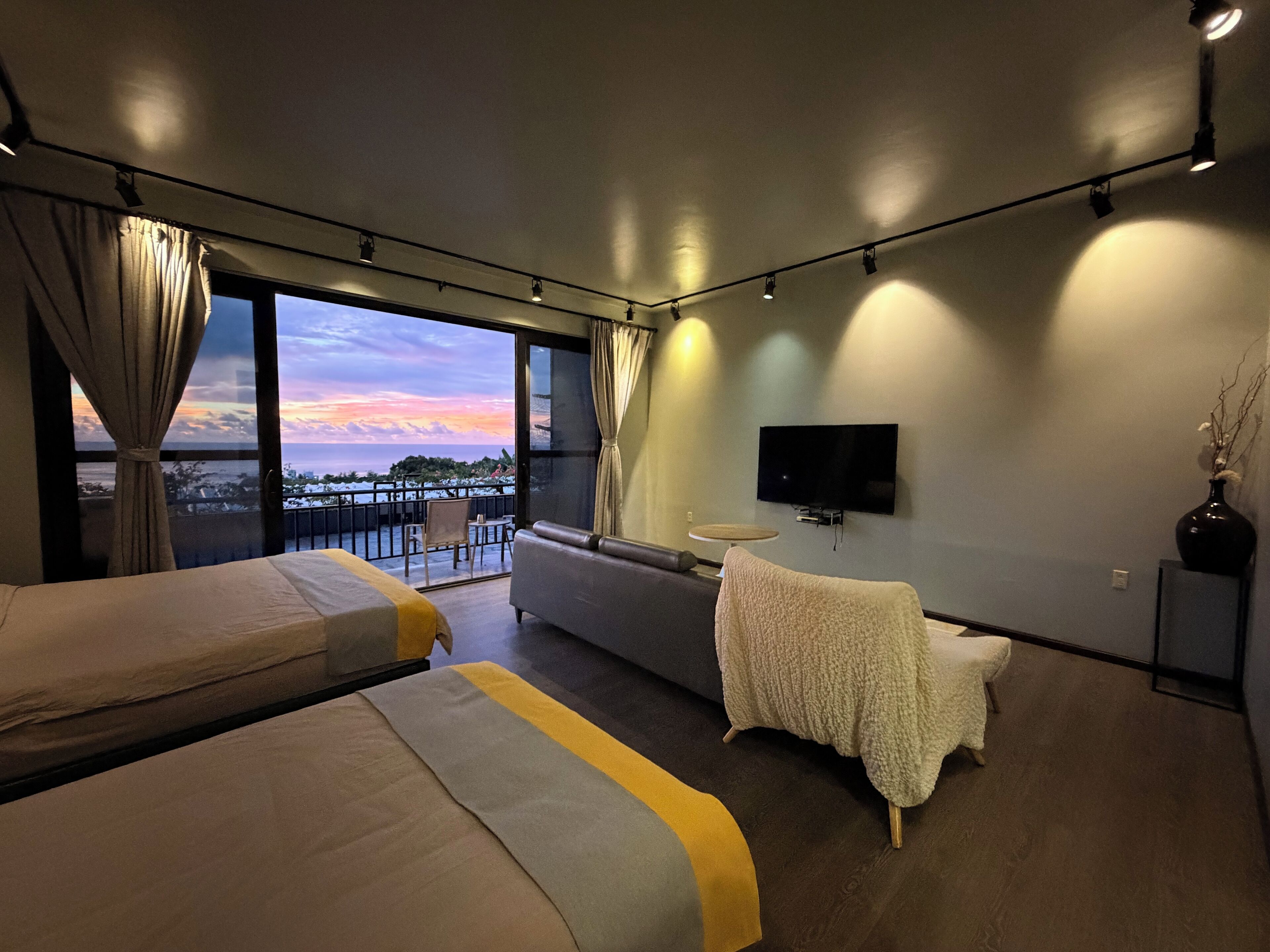 Kamar Mewah, pemandangan samudra | Minibar, brankas, tirai kedap cahaya, dan kedap suara