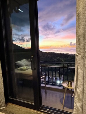Superior Ocean View Room | Minibar, in-room safe, blackout curtains, soundproofing
