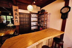Cafe