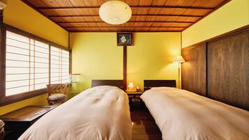 Vacation House Rental (Whole House, Non Smoking) | Individually decorated, individually furnished, desk, laptop workspace