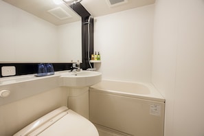 Desk, iron/ironing board, free WiFi - Hotel Halrotto Fukuoka Hakata (Fukuoka)
