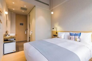 Individually decorated, free WiFi, bed sheets