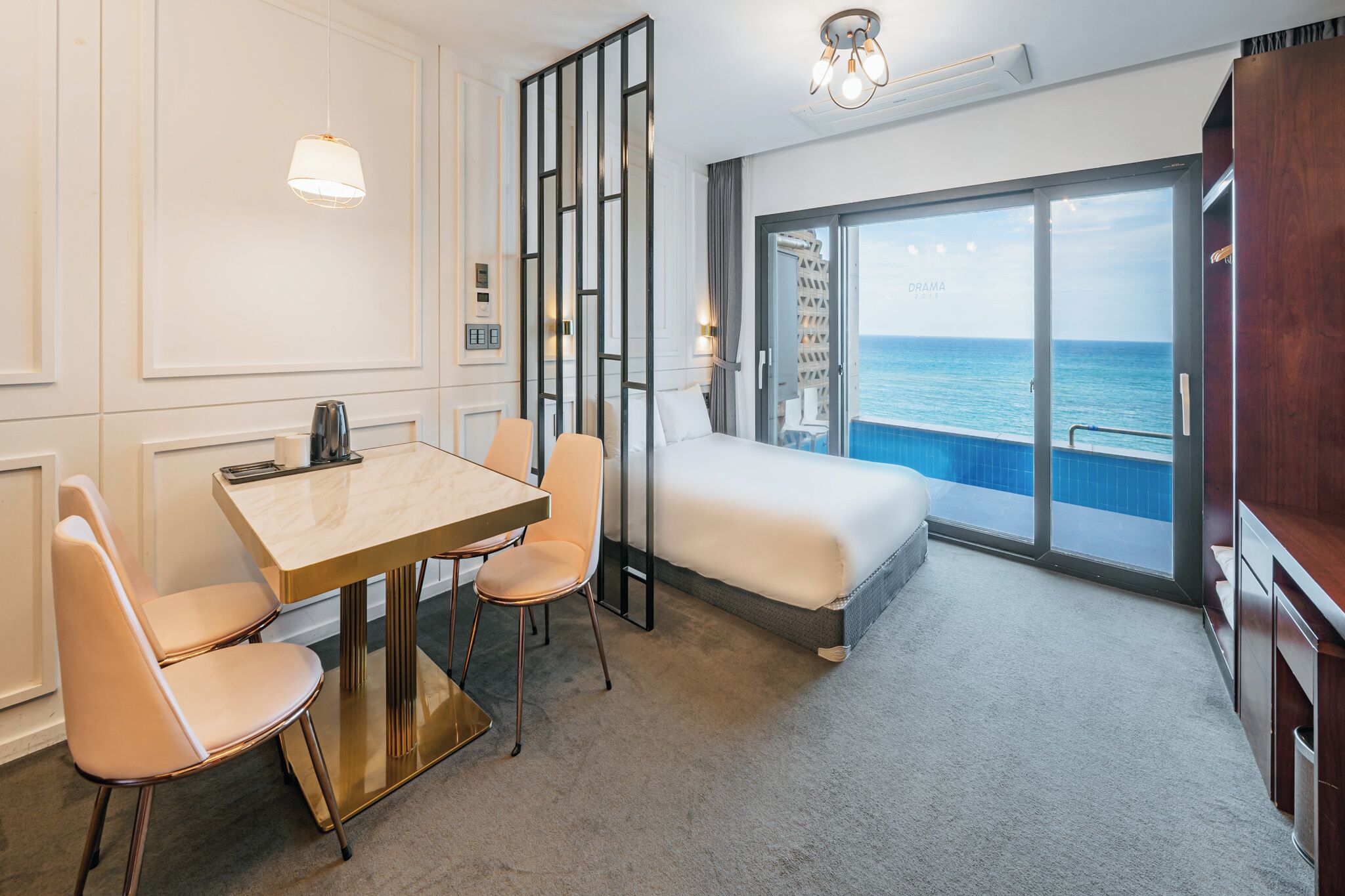 deluxe family twin | 1 bedroom, blackout curtains, free wifi, bed sheets