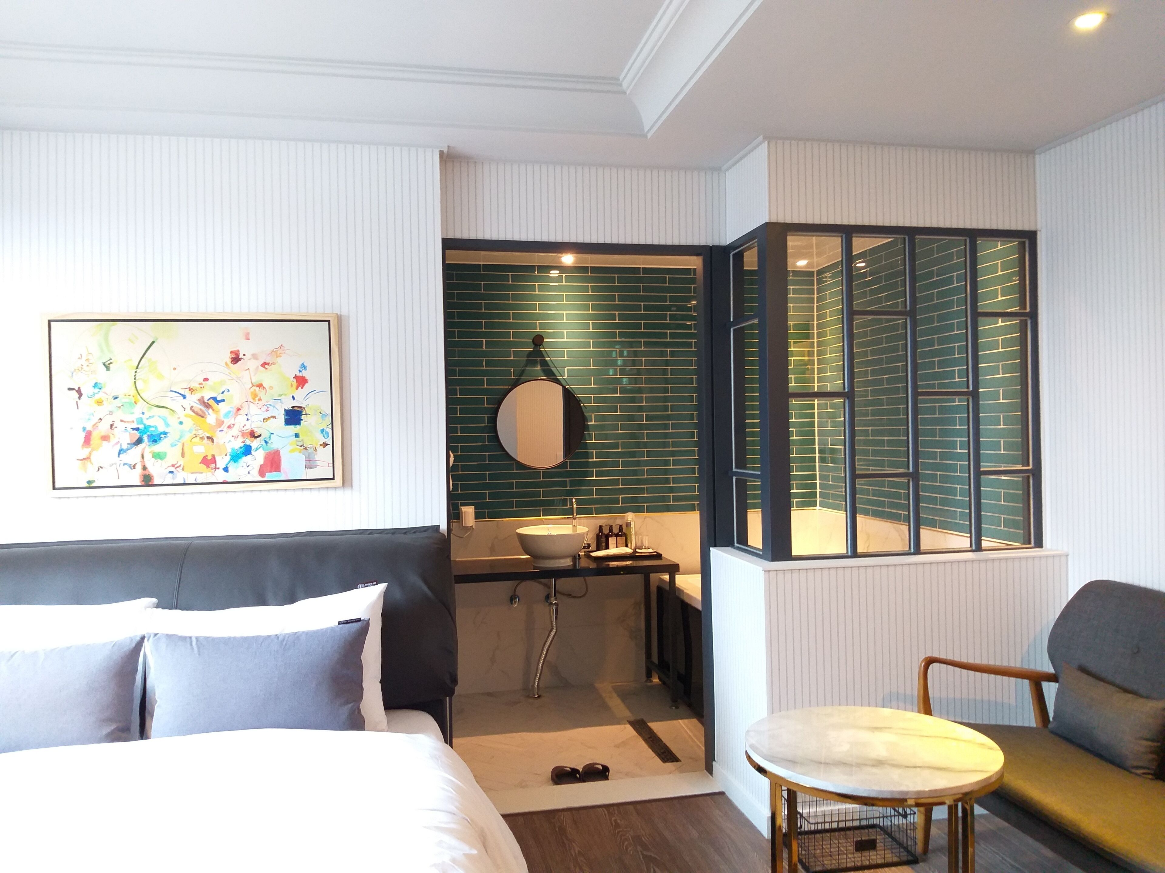 standard double room | free minibar, desk, free wifi