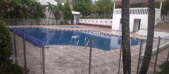 BEAUTIFUL. HOUSE THE. SUMMER