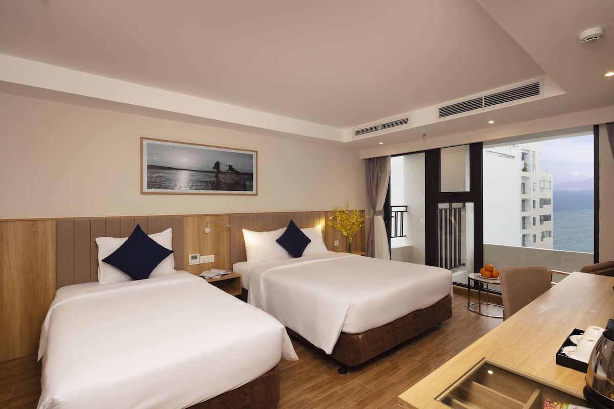 Executive Triple Room, Balcony, Tower