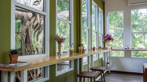Breakfast, lunch and dinner served - Ozone Hotel Khao Yai (Pak Chong)