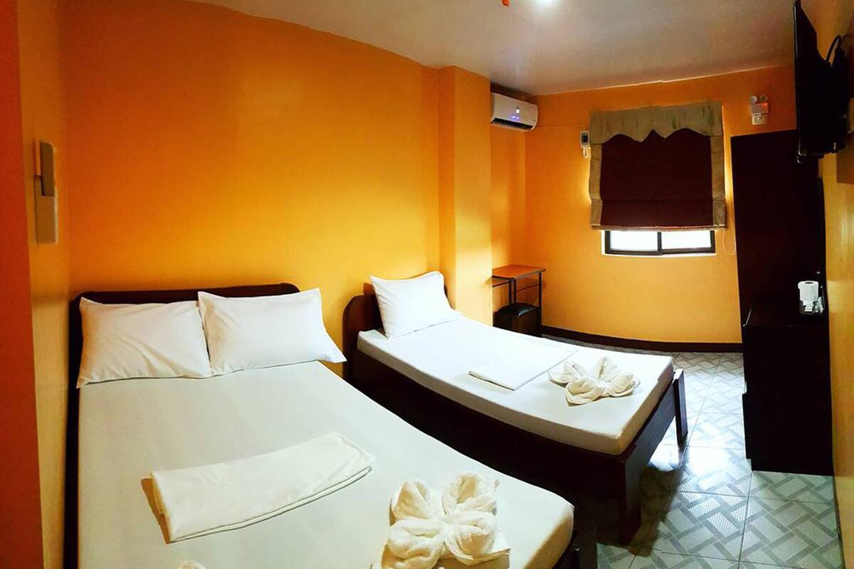 Free WiFi, bed sheets, wheelchair access