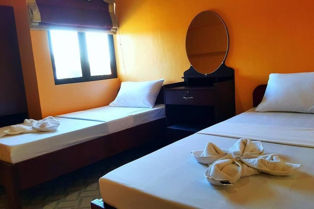 Free WiFi, bed sheets, wheelchair access
