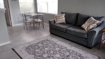 Smart TV, computer monitors