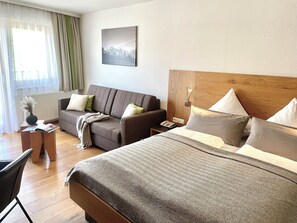 Coffres-forts dans les chambres, bureau, lits bébé (gratuits)