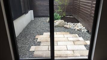 House (Private Vacation) | Pemandangan taman