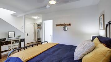 1 bedroom, desk, iron/ironing board, free WiFi