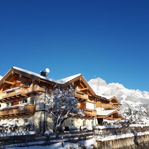 Exterior - Hotel Sonnenlicht (Maria Alm am Steinernen Meer)