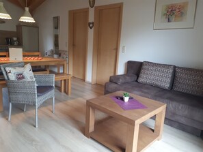 TV - Hotel Sonnenlicht (Maria Alm am Steinernen Meer)