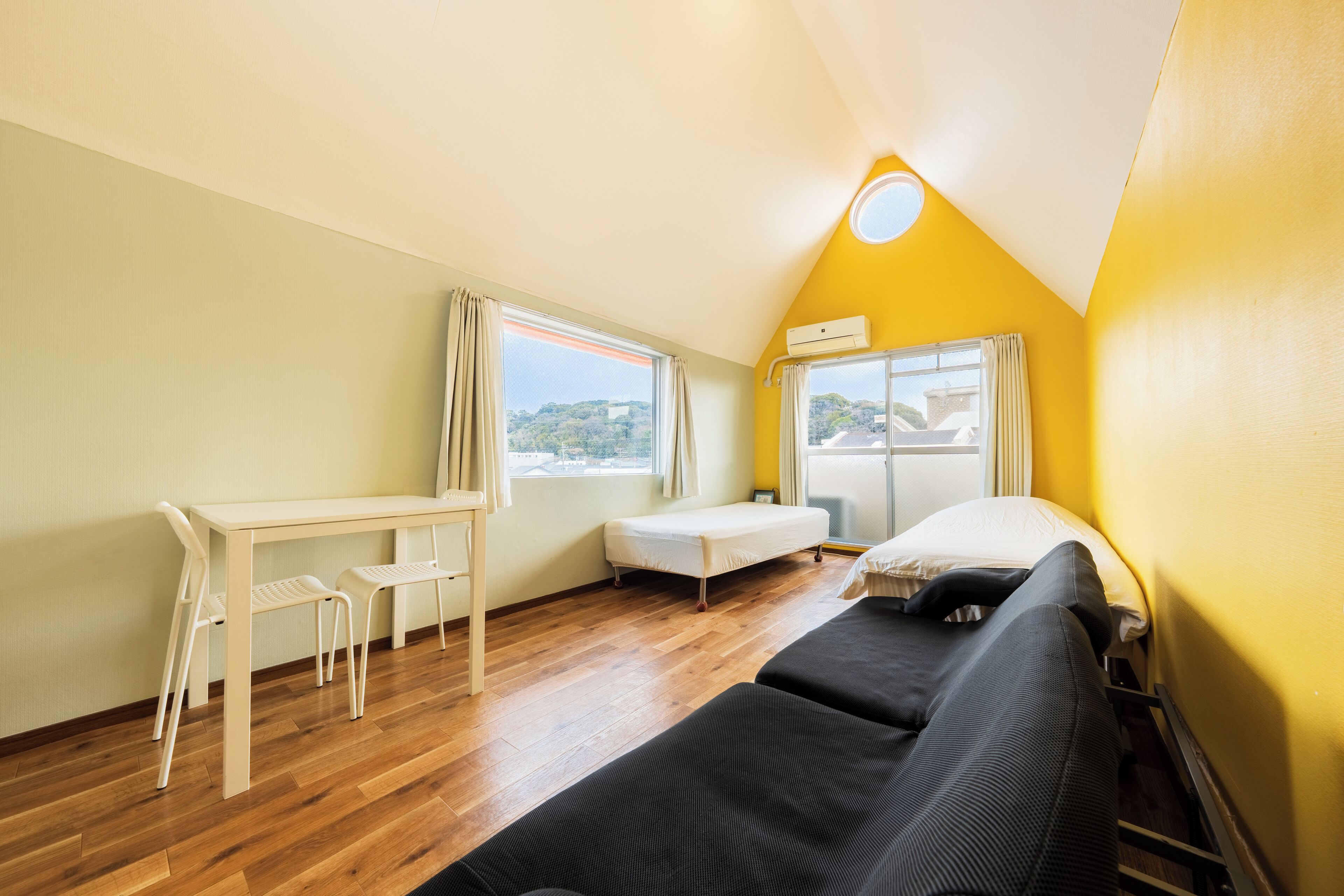 Deluxe Triple Room | Down comforters, blackout drapes, iron/ironing board, free WiFi