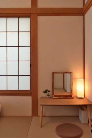 House, 2 Bedrooms | 2 bedrooms, iron/ironing board, free WiFi - OMM Stay (Tokyo)