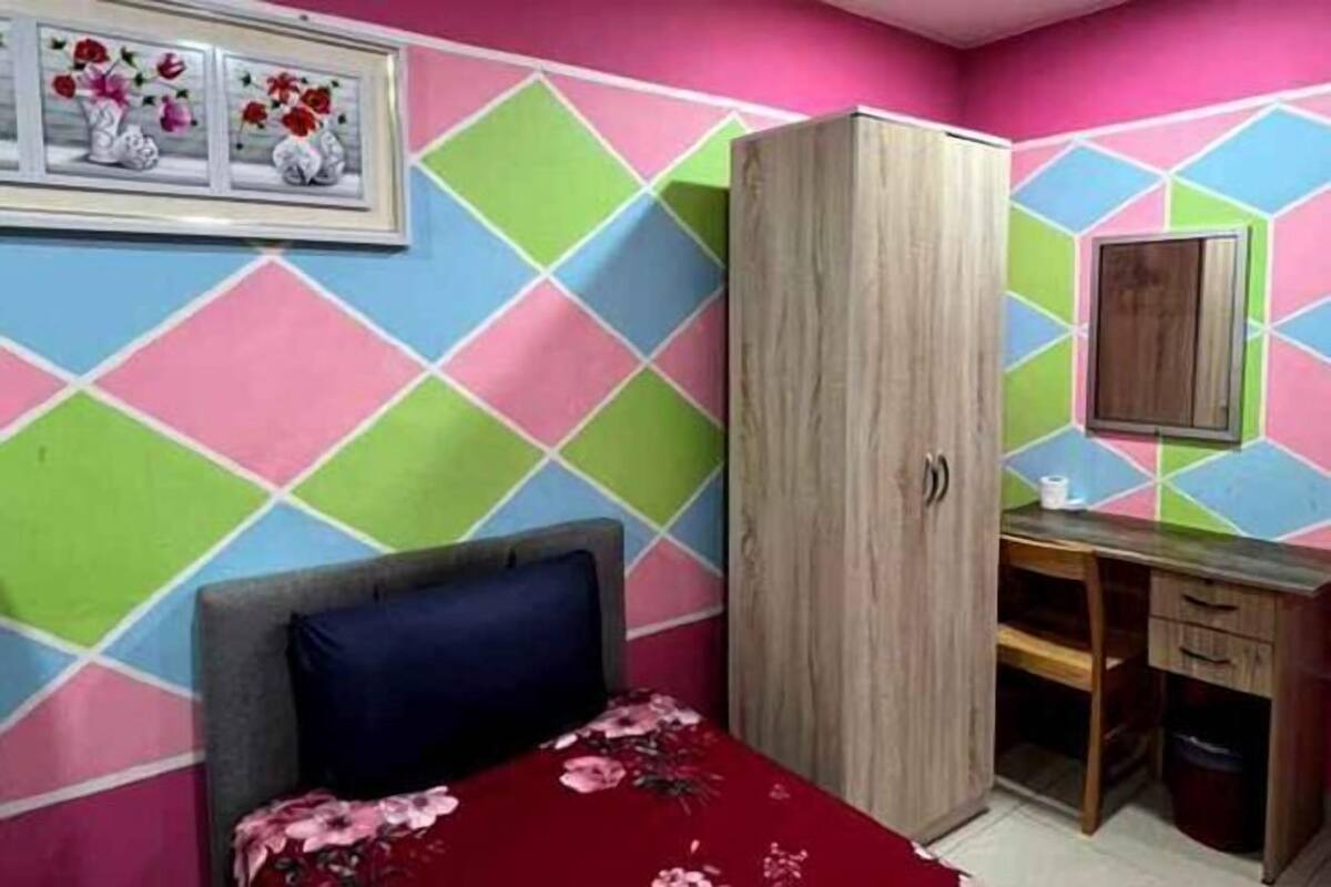 Desk, iron/ironing board