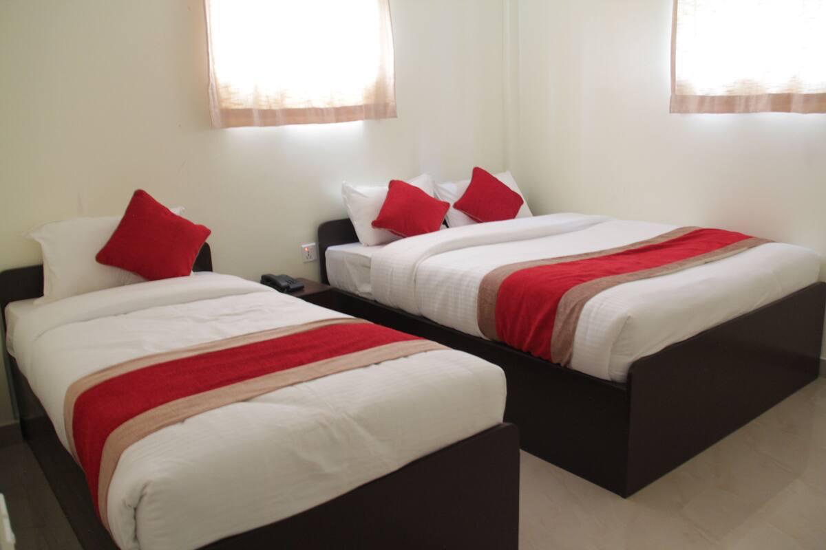 Family Room | Premium bedding, Select Comfort beds, free WiFi, bed sheets