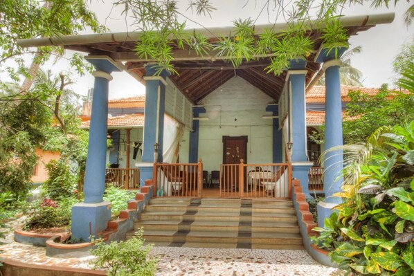 Balcony - Hotel Kismat Mahal (Calangute)