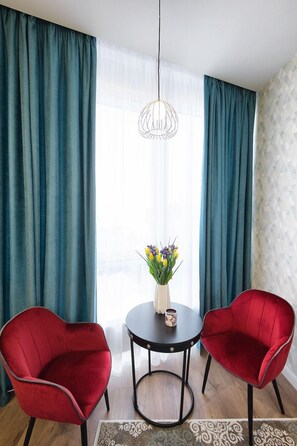 LCD TV - Allurapart Plaza (Kyiv)