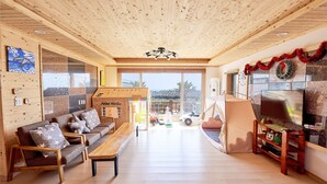 Chambre Royale (Spa Kids) | Coin séjour
