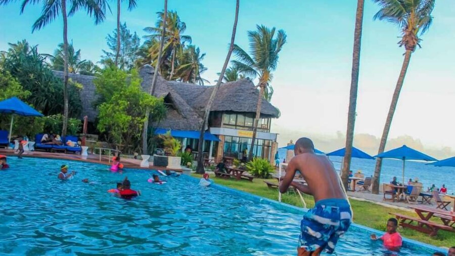 Salama Bling Beach Resort