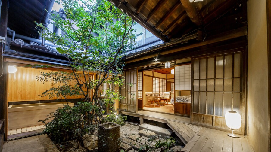 Tomonoura Shiomachi Hotel Roya