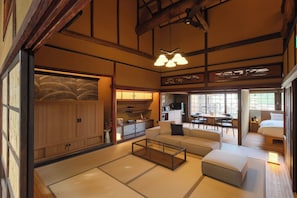 Chambre Deluxe, non-fumeurs, cuisine (KAI 2nd floor/cypress bath & Terrace) | Décoration personnalisée, ameublement personnalisé, Wi-Fi gratuit