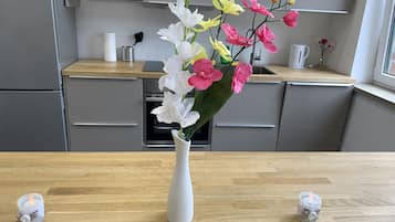 Wasserkocher mit Kaffee-/Teezubehör, Wasserkocher