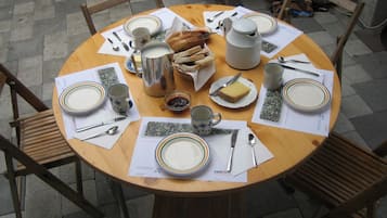 Desayuno continental incluido todos los días