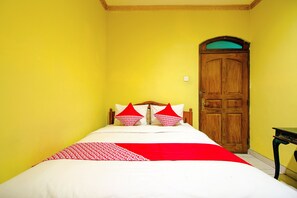 Habitación doble estándar | Wifi gratis y ropa de cama 