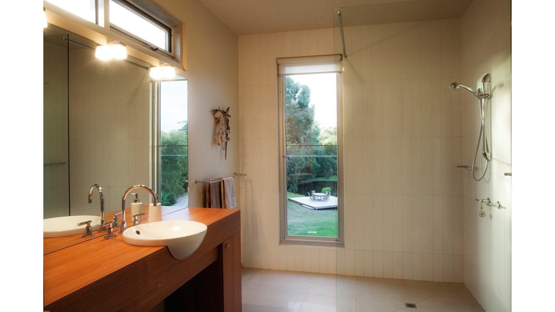 Nhà (4 Bedrooms) | Phòng tắm | Buồng tắm vòi sen 