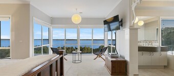Waterview Estate - Free Wifi, Amazing Ocean Views