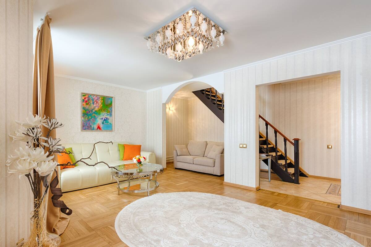 Apartment (Split Level)