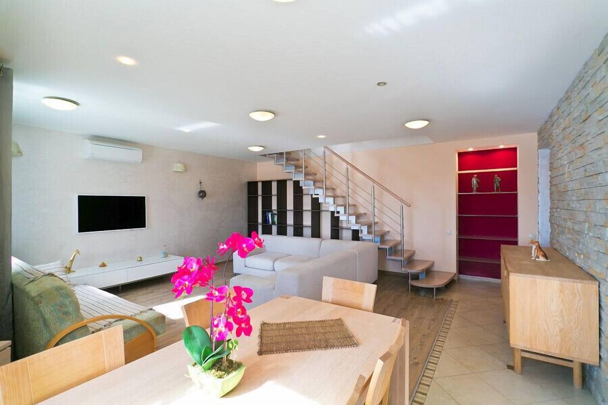 Apartment (Duplex)