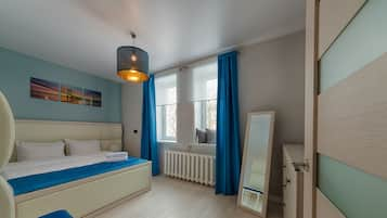 Deluxe Apartment | Iron/ironing board, free WiFi, bed sheets