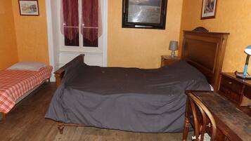 2 chambres, fer et planche Ă  repasser, lit parapluie, Wi-Fi