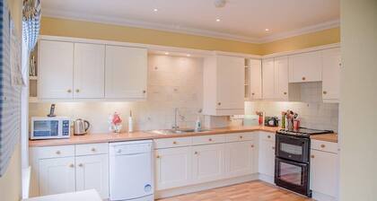16 Hartington, Aldeburgh