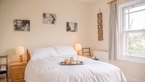 Cottage (4 Bedrooms)