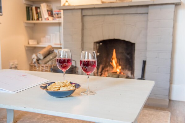 Cottage (2 Bedrooms) | Private kitchen | Fridge, microwave, oven, stovetop - Castle Cottage, Orford (Woodbridge)