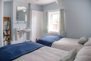 Maison (2 Bedrooms) | 2 chambres, fer et planche à repasser, draps fournis