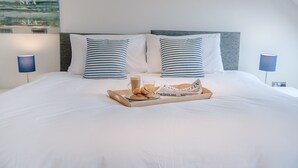 2 bedrooms, laptop workspace, iron/ironing board, free WiFi - Serendipity, Aldeburgh (Aldeburgh)