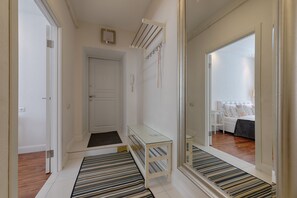 City Studio | 1 bedroom, soundproofing, iron/ironing board, free WiFi