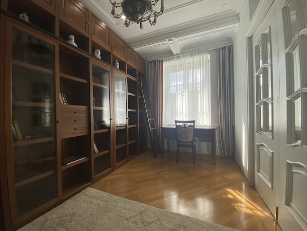 Elite Apartment | 1 bedroom, soundproofing, iron/ironing board, free WiFi