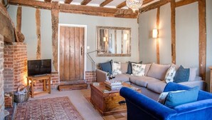 Chaumière (2 Bedrooms) | Salle de séjour